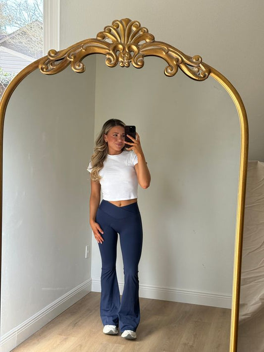 Callie Crossover Flare Leggings