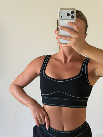 Carly Contrast Sports Bra
